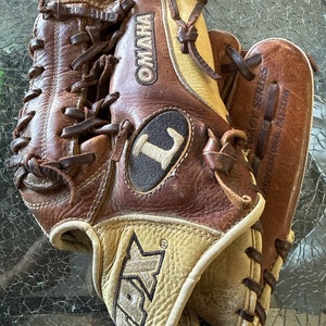 Louisville Slugger TPX Omaha RH Infield Baseball Glove 11.5" (Used)