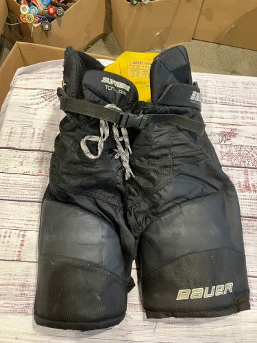 Black Senior Medium Bauer Supreme TotalOne Hockey Pants (Used)