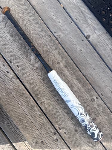2023 DeMarini Whisper Composite Bat (-10) 21 oz 31" (Used)