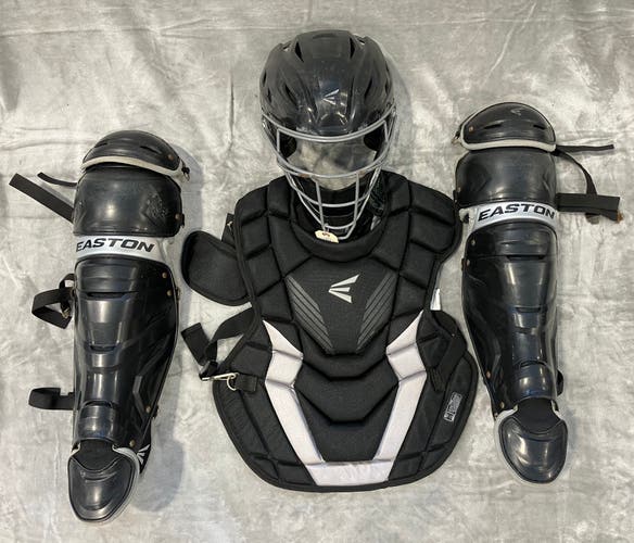 Adult Easton Gametime Catcher's Set (Used)