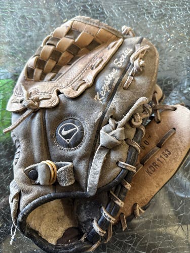 Nike Keystone Series Diamond Ready RH Baseball Glove 11.5" (Used)