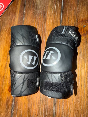 Medium Youth Warrior Burn next Arm Pads (Used)