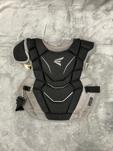 Black Intermediate Easton Gametime Catcher's Chest Protector (Used)