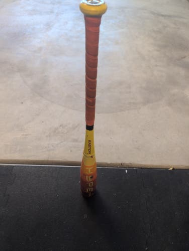 2025 Easton Hype Fire Composite USABat Certified Bat (-11) 17 oz 28"