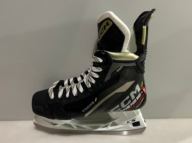 New CCM Tacks AS580 Hockey Skates - Senior Size 7 NIB