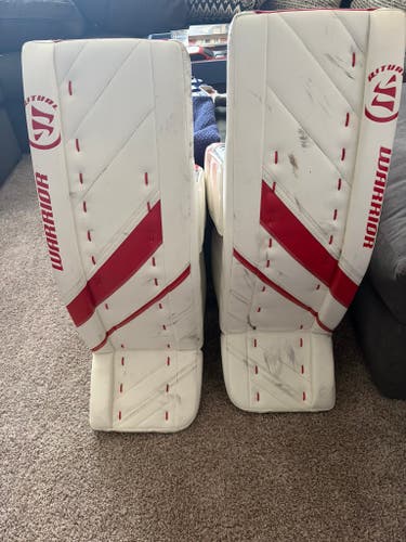 34" 2015 Warrior Ritual G4 Goalie Leg Pads Pro Stock (Used)
