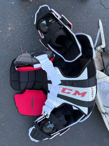Medium CCM EFlex 5.9 Goalie Chest Protector (New)