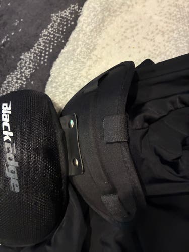 Medium Senior Shoulder Pads (New)