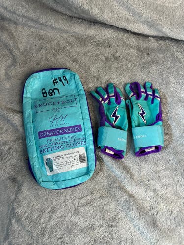 Blue Medium Bruce Bolt Batting Gloves (Used)