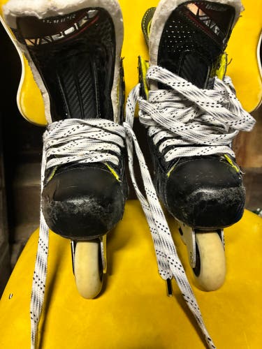 Bauer Vapor X2.9 Inline Skates Regular Width Size 5.5 (Used)
