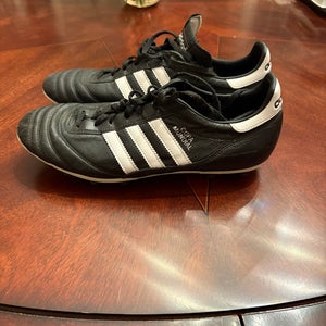 Adidas copa mundial - size 10.5 U.S.
