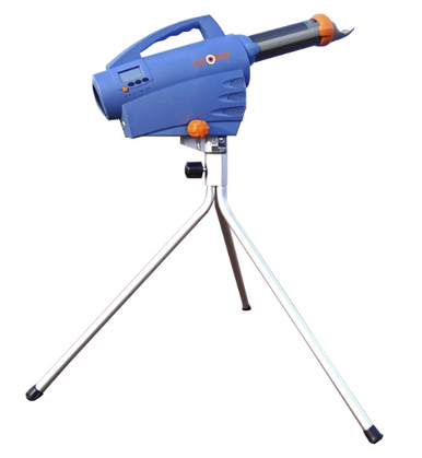 Used ZOOKA PITCHING MACHINE BB/SB Pitching Machine 11337-S000479140
