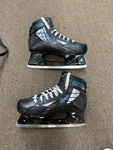 2021 True TF9 Hockey Goalie Skates Size 6