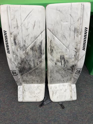 Warrior Ritual G6 E+ Goalie Leg Pads | 30"+1 Junior
