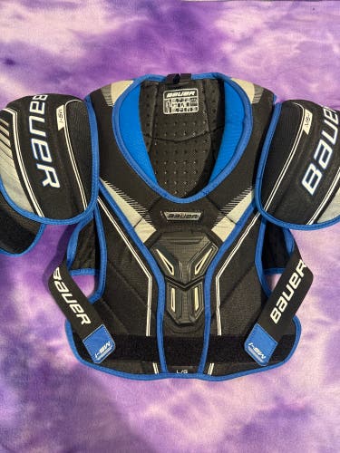Large Junior Bauer MS-1 Shoulder Pads (Used)