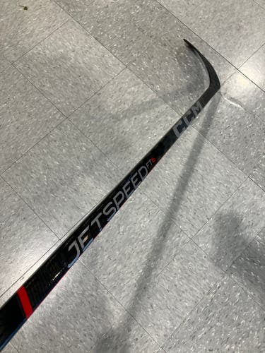 Junior CCM JetSpeed FT6 Hockey Stick Right Handed P29 50 Flex (Used)