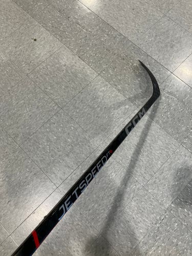 Junior CCM JetSpeed FT6 Hockey Stick Right Handed P29 50 Flex (Used)