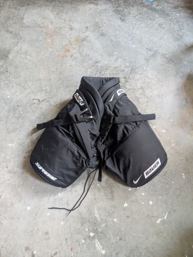 Rare Nike branded Senior XL Bauer Hockey Goalie Pants (Used)