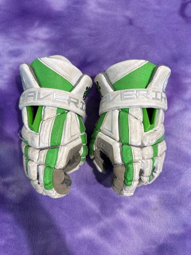 White Maverik M6 Lacrosse Gloves (Used)