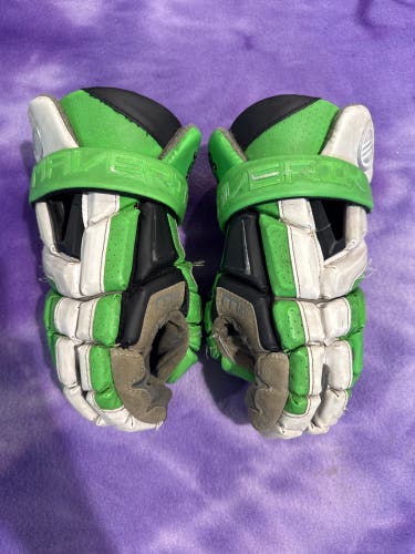 Green Maverik M6 Lacrosse Gloves (Used)