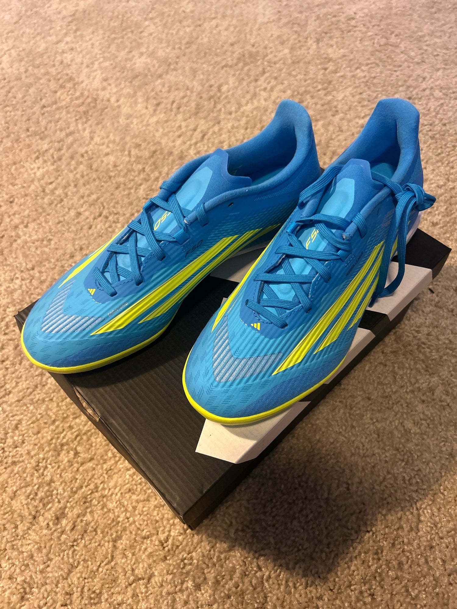 Adidas Adizero Finesse Track & Field Spikes Shoes IG2018 Men\'s 8.5 / Women\'s 9.5 Amazon.com: adidas Adizero Finesse Athletic Shoe, Black  main image 4