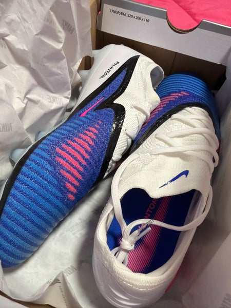 Men's Size M 10.0 (W 11.0) Nike Cleats (New)