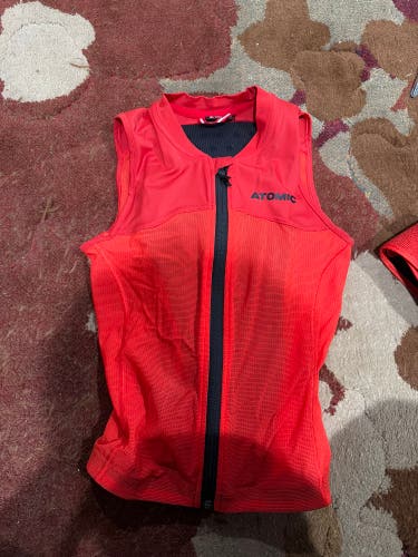 JUNIOR One Size Fits All Atomic Back Plate (Used)