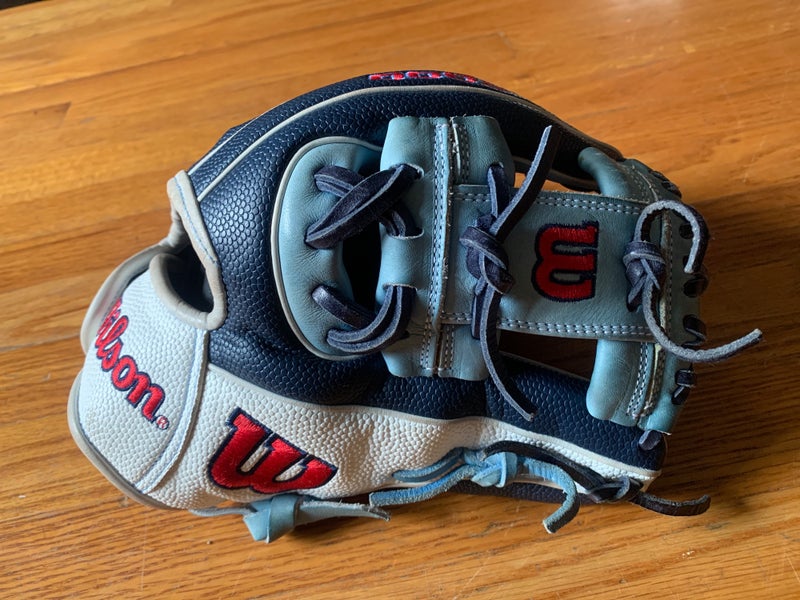 Wilson A2000 RH Infield Baseball Glove 11.25" (Used)