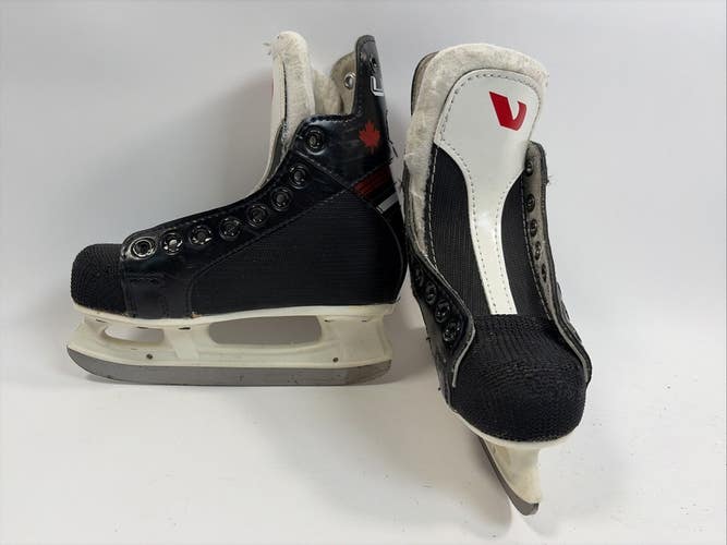 Vic U.S.A. Ice Hockey Skates, Youth 11