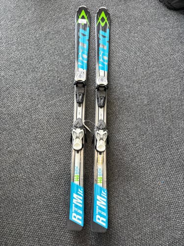 Volkl RTM Jr 140 cm Skis With Marker 4.5 Bindings (Used)