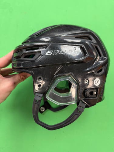 Small Bauer Re-Akt 150 Helmet (Used)