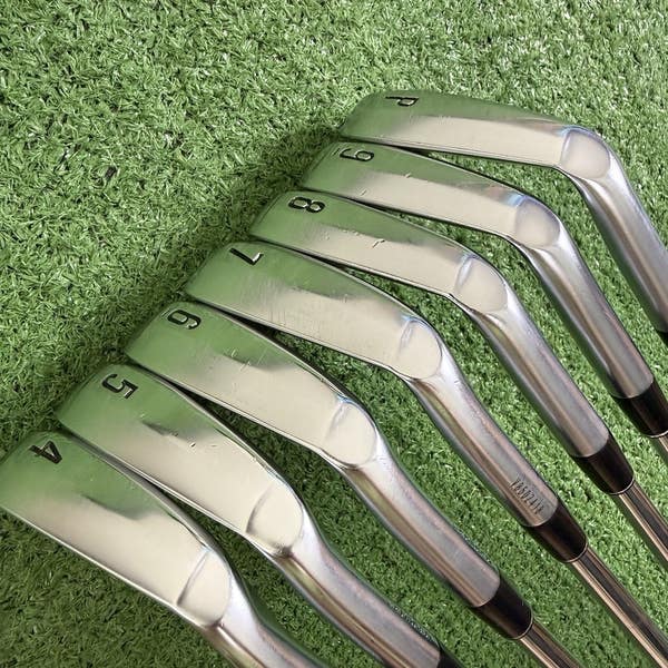 Srixon ZXi5 ZXi7 Combo Iron Set 4-PW Project X 7.0 Rifle Extra