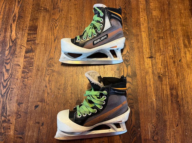 2012 Bauer Performance Hockey Goalie Skates Size 3 (Used)