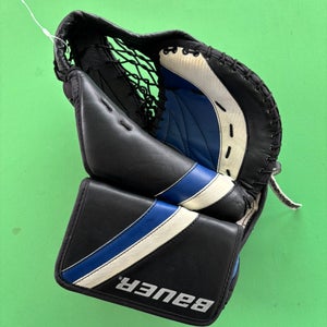 Senior Bauer Supreme Goalie Glove