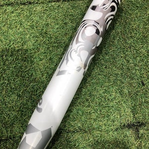 2023 DeMarini Whisper Composite Bat (-10) Composite 22 oz 32" (Used)