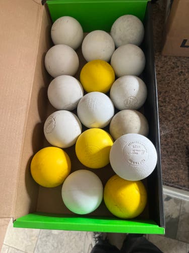 Assorted Lacrosse Ball 16 Pack (Used)
