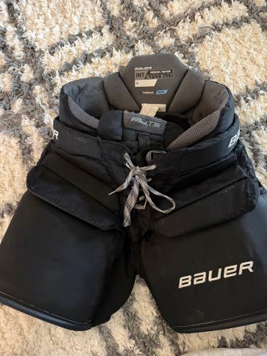 Intermediate Medium Bauer Elite Hockey Goalie Pants (Used)