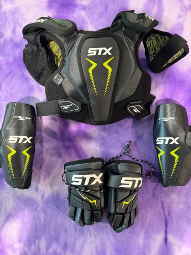 Small Youth STX Stallion 200+ Starter Kit (Used)