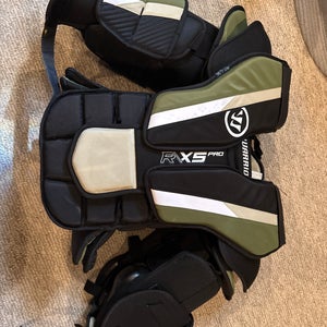 Large/Extra Large Warrior Ritual X5 Goalie Chest Protector (Used)