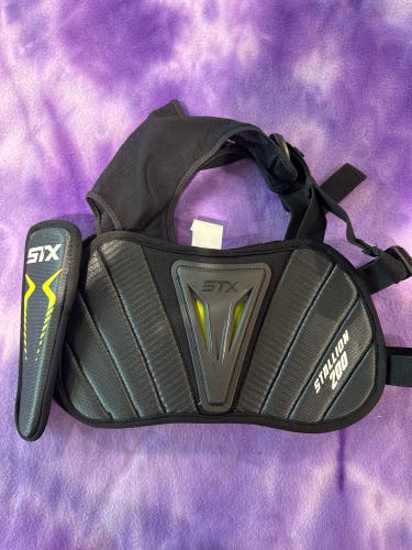 STX Stallion 200 Rib Pad