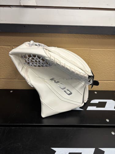 CCM EFlex 6 Regular Hand Catch Glove (New)