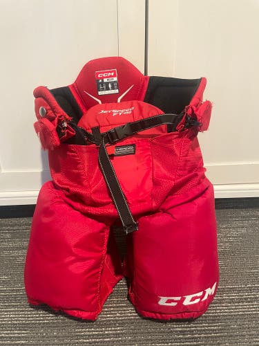 Junior Medium CCM JetSpeed FT485 Hockey Pants (Used)