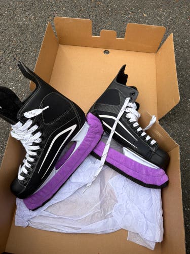 Black CCM ProLite Hockey Skates 8 (New)