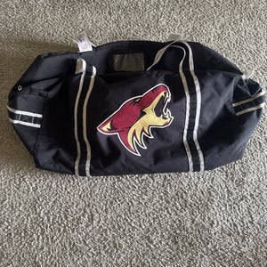 Arizona Coyotes Z2 Black Hockey Bag