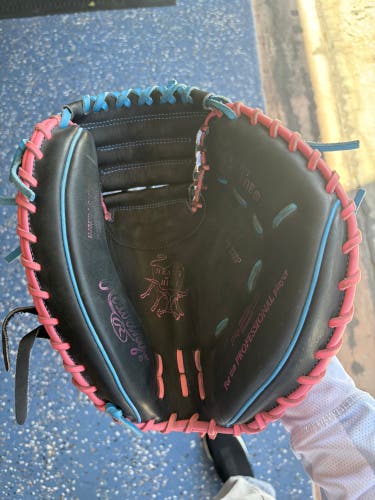 Rawlings Heart of the hide RH Catcher's Glove 34" (Used)