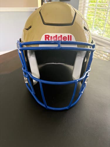 Adult Medium Riddell SpeedFlex Helmet (Used)