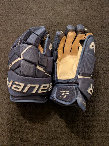 Bauer Supreme M5 Pro Gloves 14" (NWOT)