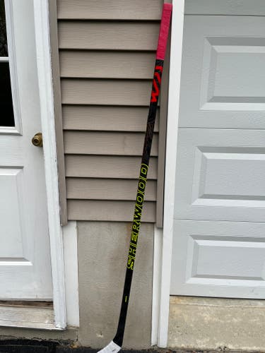 SHER-WOOD REKKER LEGEND PRO STOCK STICK BEDARD (NEW READ DESC)