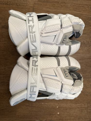 (Youth) Maverik M6 Goalie Gloves (New)