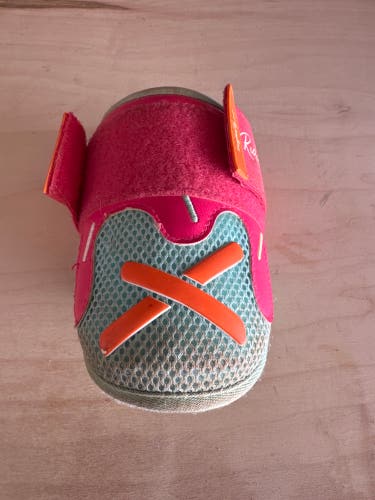 Blue Junior Elbow Protection (Used)